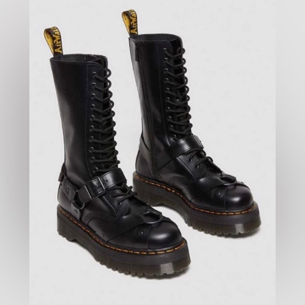 DR.MARTENS | Black 14 hole lace up biker moto fall winter Leather Boots